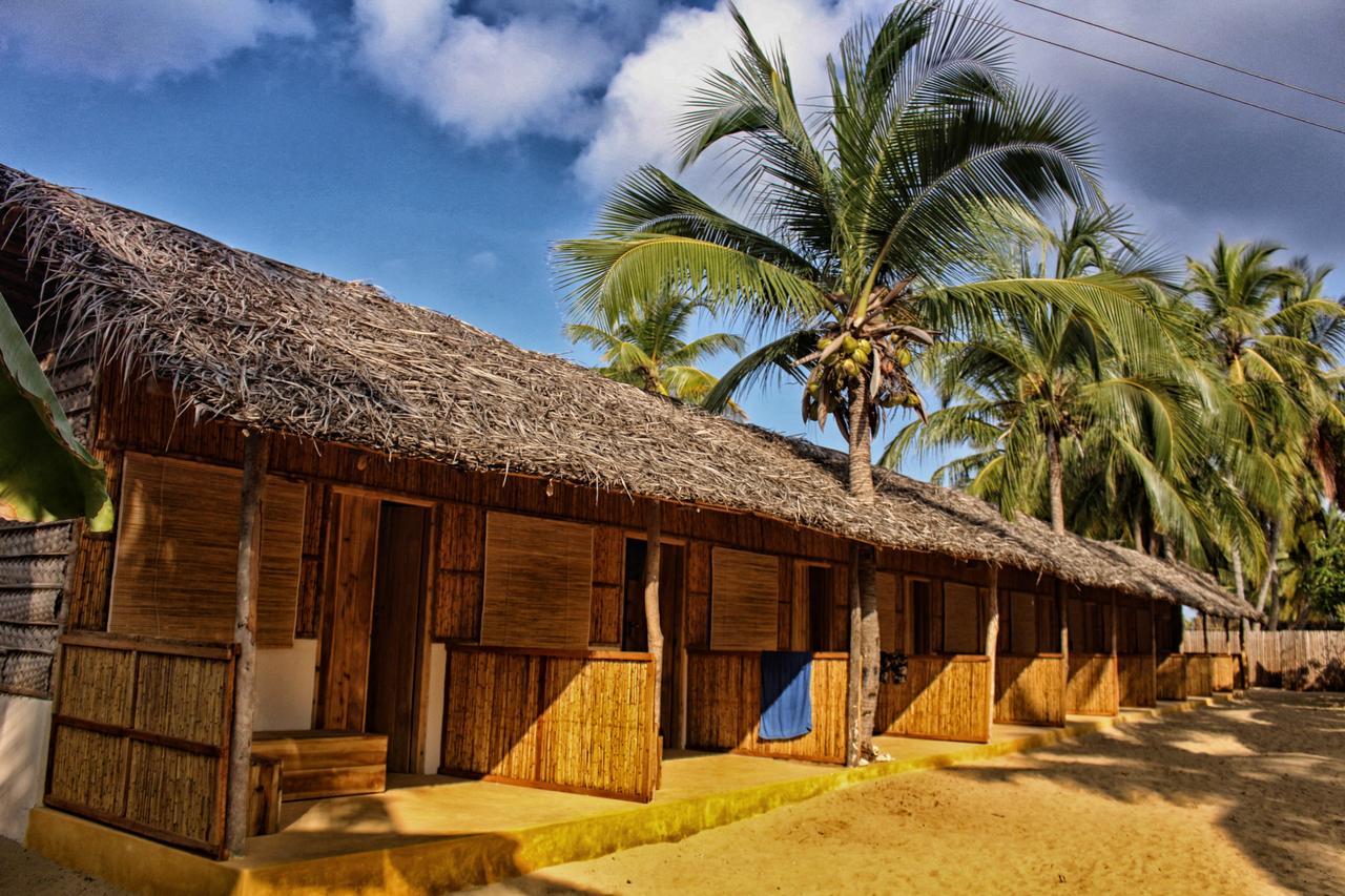 Sandy Edge Chalet Kalpitiya